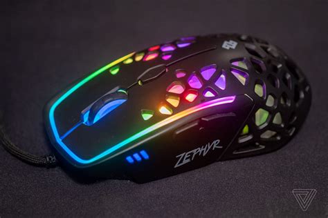 This Gaming Mouse Has A Built In Fan To Cool Sweaty Palms The Verge
