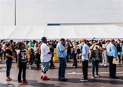 Amazons Hiring Hustle Ride The Wave Of Opportunities