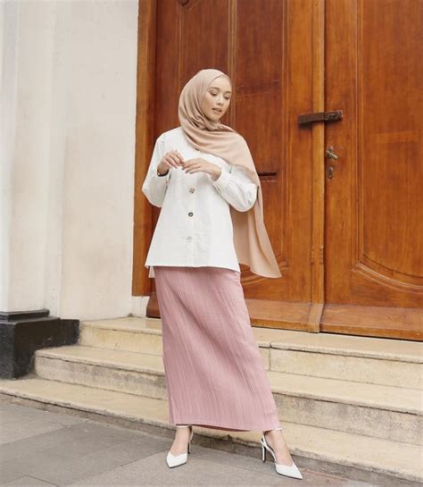 Baju Pink Muda Cocok Dengan Jilbab Warna Apa Ide Perpaduan Warna