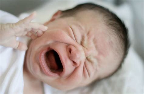 Colic What It Is How To Handle It And Shaken Baby Syndrome In