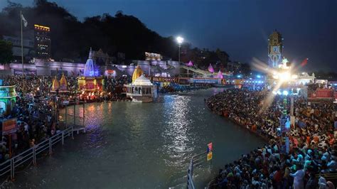 Kumbh Live Photos Check Latest Photos From Haridwar Maha Kumbh 2021 News Zee News