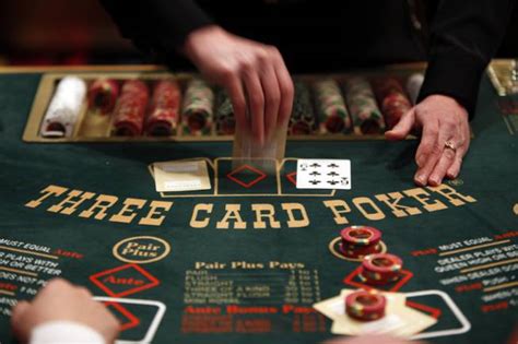 The game is played with a single deck. Man wins nearly $1.5 million jackpot playing Three Card Poker - Las Vegas Sun Newspaper