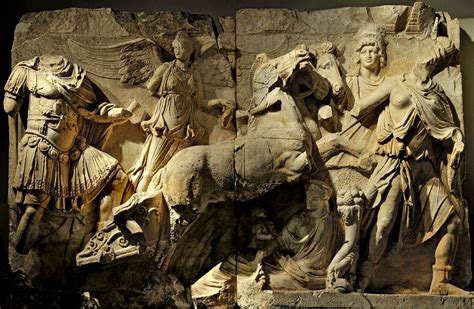 La Apoteosis De Lucio Vero Del Monumento Parto En El Museo De Efeso