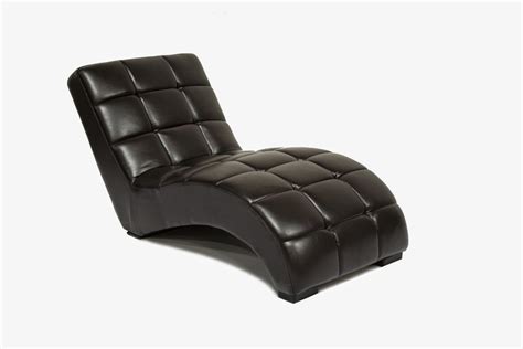 The popular modern styles do not have a foot section but simply look like a lengthy chair and about. fainting couch: modern fainting couch