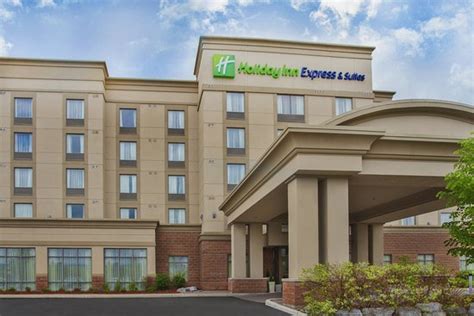 Holiday Inn Express Hotel And Suites Newmarket C̶̶1̶2̶8̶ C116