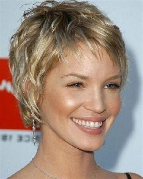 20 Great Short Hairstyles For Women Over 50 Pretty Designs Reverasite