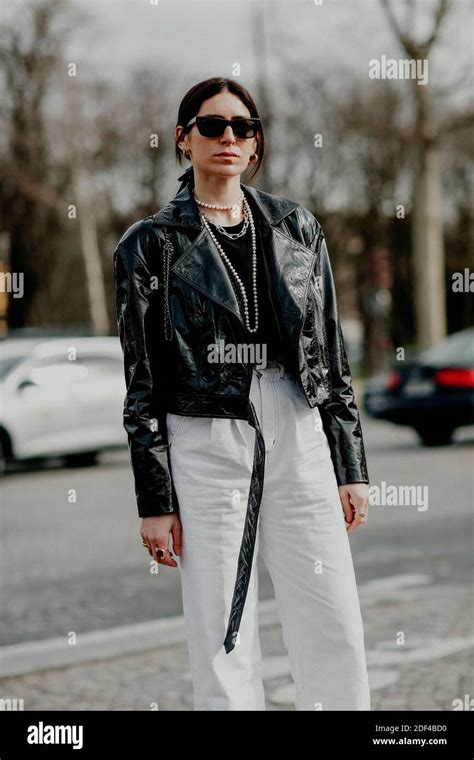 Street Style Deborah Reyner Sebag Arriving At Chanel Fall Winter 2020