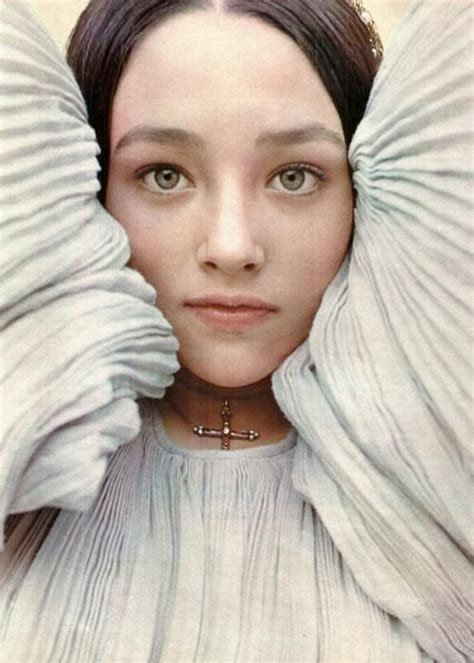 F K Yes Olivia Hussey Olivia Hussey Beautiful Actresses Hollywood