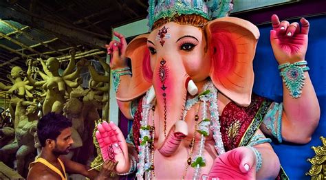 Ganesh Chaturthi 2020 Se Celebrá En India El Ganeshotsav En Medio De Las Restricciones Por El