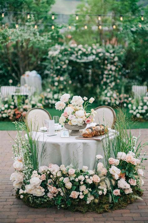 25 Sweetheart Table Ideas Youll Fall Head Over Heels For