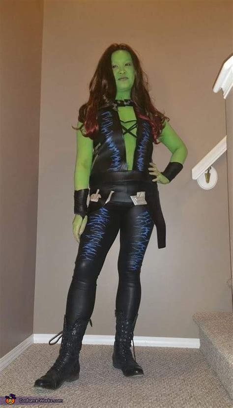 Gamora From Guardians Of The Galaxy Costume Diy Costume Guide