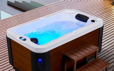 Best Hot Tub For One Person Expert S Review