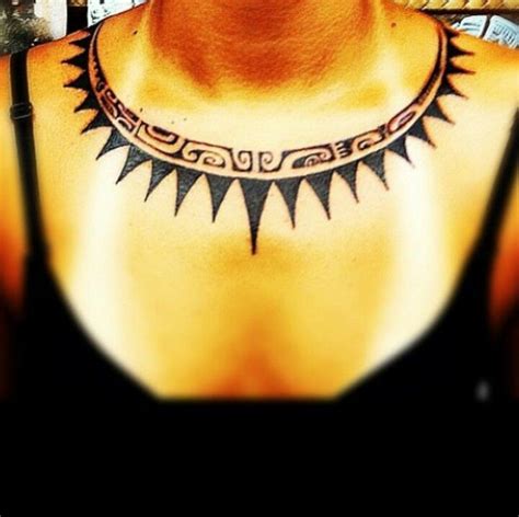Love This Tribal Neck Tattoo Tatuajes
