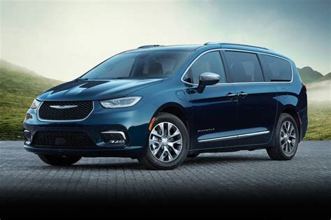2021 Chrysler Pacifica Hybrid Prices Reviews And Pictures Edmunds