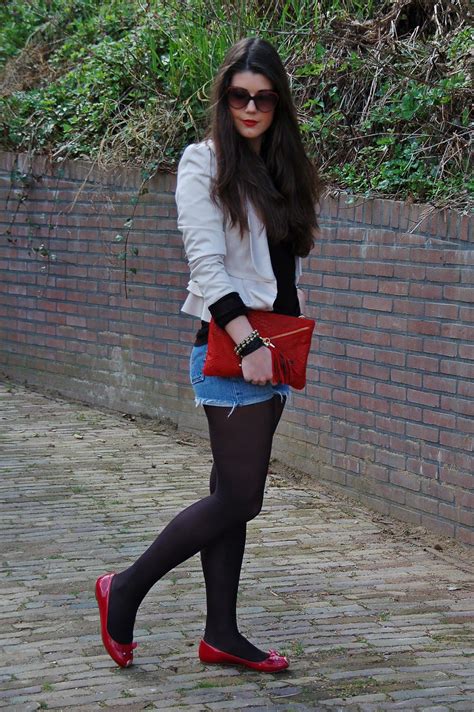 Red Flats In 2019 Fashion Tights Colored Tights Outfit