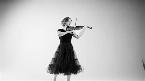 Violinist Hilary Hahn Begins Her Residency At The New York Philharmonic Playbill