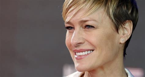 Robin Wright House Of Cards Hairstyle Hairstyle How To Make