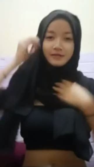 Bokep Indo Jilbab Hitam Cantik Bela Pamerin Toket Mulusnya Di Ig Lendirpedia