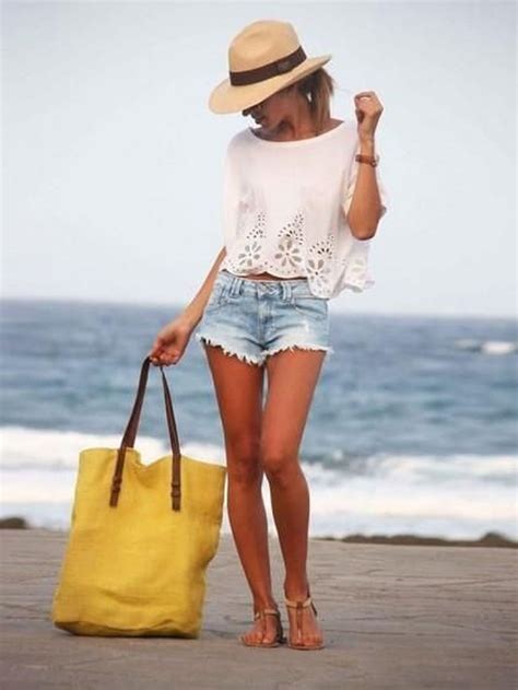 35 Newest Summer Beach Outfits Ideas For Women 2019