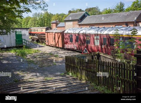 Railway Yard Abandoned Building Hi Res Stock Photography And Images Alamy