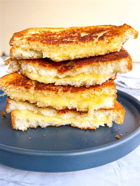 How to Make Grilled Cheese (Mom's Recipe) - Tastefully Grace