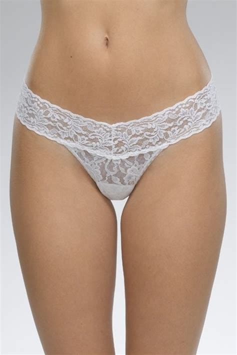 Hanky Panky Signature Lace Low Rise Thong In White At Sue Parkinson