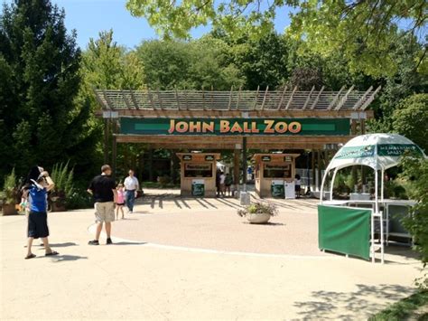 John Ball Zoo Grand Rapids Mi Grand Rapids Grand Rapids Michigan Zoo
