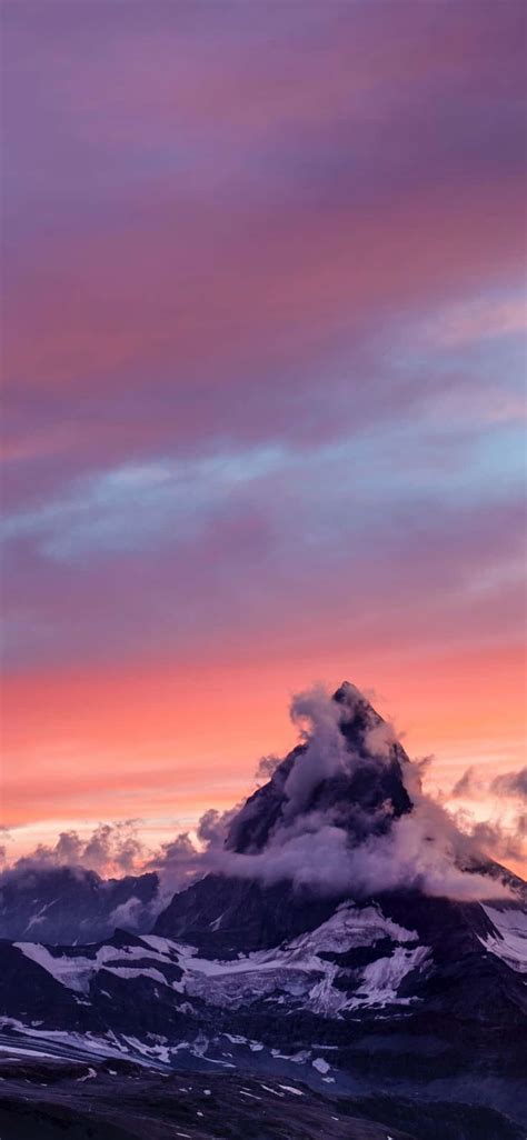 Download Mountain Iphone 1284 X 2778 Background