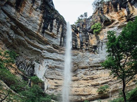 7 Best Waterfall Hikes In Arkansas Waterfall Hikes Waterfall Adventure