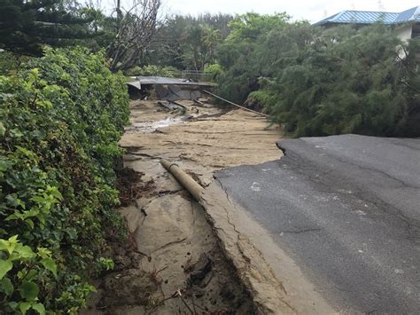aftermath  kauai flooding honolulu