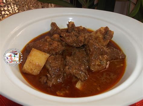 Sharing masak memasak 2 years ago. Dapur Mamasya: Gulai Daging Bawang Goreng (Tanpa Santan)