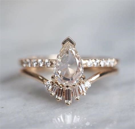 Sadler made a joke in poor taste about senator john mccain's cancer stating, 'doesn't matter, he's dying anyway'. Pin by Nicole Rubin on Wedding | Vintage engagement rings ...