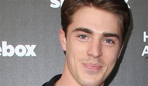 Spencer Neville Returns To Days Of Our Lives As Derrick Comings