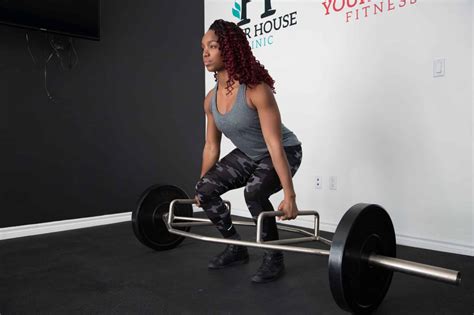 How To Trap Bar Deadlift Workouts Muscles Worked And Benefits Outdoor Fitness Society