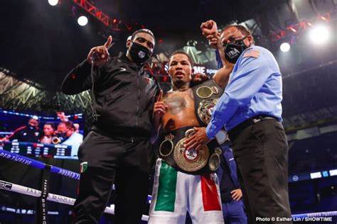 Maybe you would like to learn more about one of these? Photos: 'Tank' Davis KOs Santa Cruz In 6th Round — Boxing News