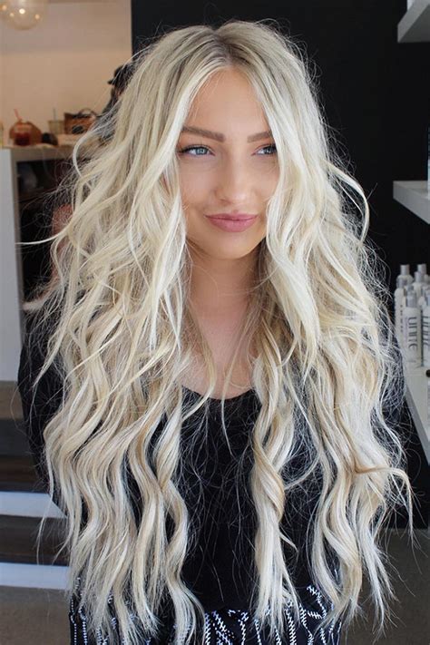 Women S Middle Part Long Wavy Blonde Synthetic Hair Capless Wigs