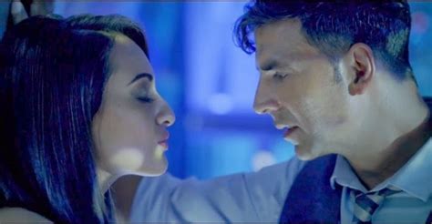 Akshay Kumar And Sonakshi Sinha Photos From Their Upcoming Movie Holiday Celebrity Gossips