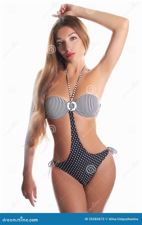 Muchacha Atractiva En Bikini Foto De Archivo Imagen De Pelo Adulto