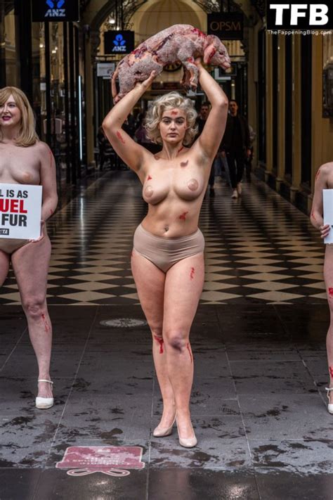 Tash Peterson The Notorious Vegan Activist Stages Yet Another Topless Hot Sex Picture