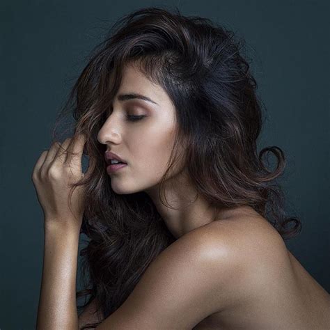 16 hot smoking pics of disha patni that can make you fall in love with her bollywood hot stop
