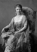Princesa Alice de Albany, Condessa de Athlone, sentado antes da "Grande ...