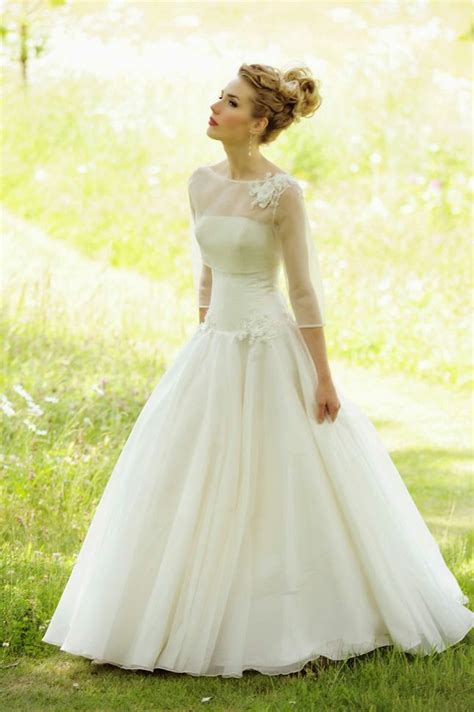 You'll receive email and feed alerts when new items arrive. Vintage Short Wedding Dresses In Ireland - Vintage Redo
