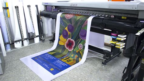 Large Format Opaque Vinyl Printing Process Front Signs