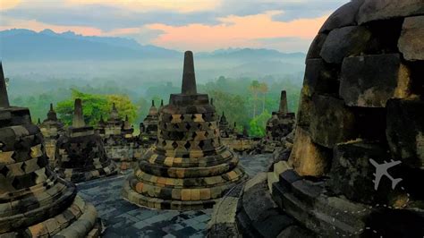 Borobudur Temple – DESTINATIONS UNKNOWN