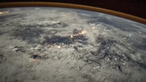 Así Se Ve La Tierra Desde El Espacio La Nasa Muestra Imágenes En 4k
