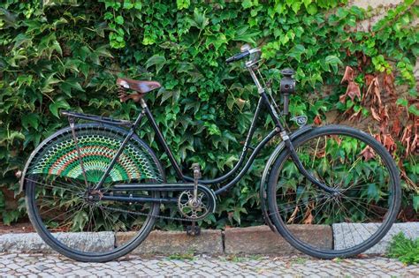 Colecionador expõe bicicletas antigas no Neumarkt Pedala Floripa