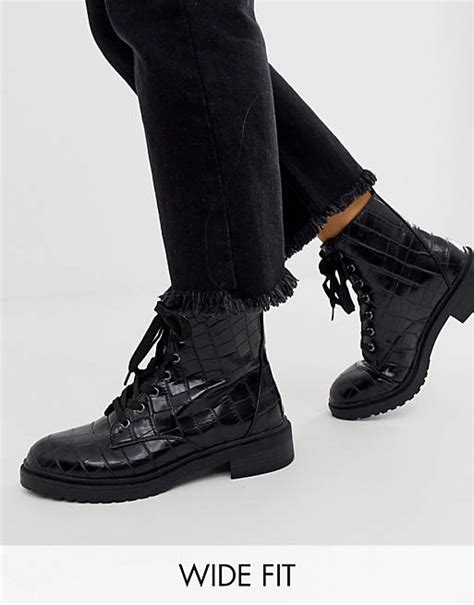 new look wide fit lace up flat hiker boot in black asos