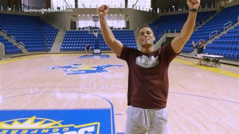 Video Coach Breaks 5 Basketball Trick Shot Guinness World Records Abc