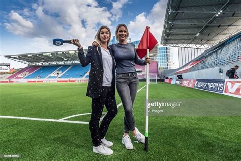 Anouk Hoogendijk Helene Hendriks During The Fifa Womens World Cup