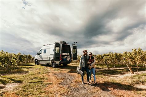 How To Pick The Best Rvs For Couples Go Rving Canada